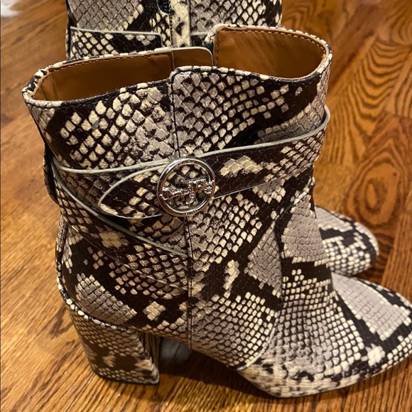*NEVER WORN* Coach sz 10 snakeskin booties - Picture 3 of 4